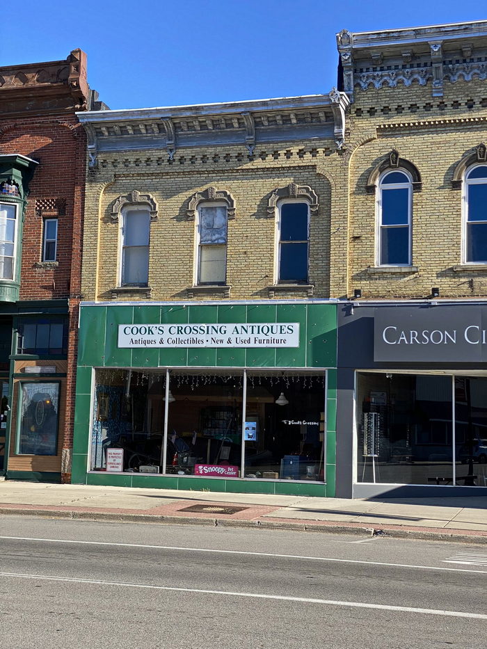 Lee Theatre - June 22 2022 (newer photo)